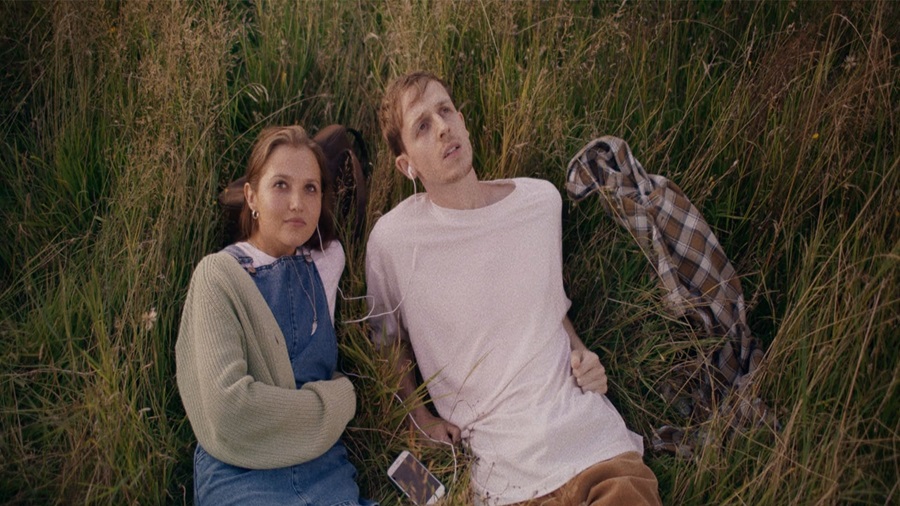 دانلود فیلم Kindling 2023 کیندلینگ