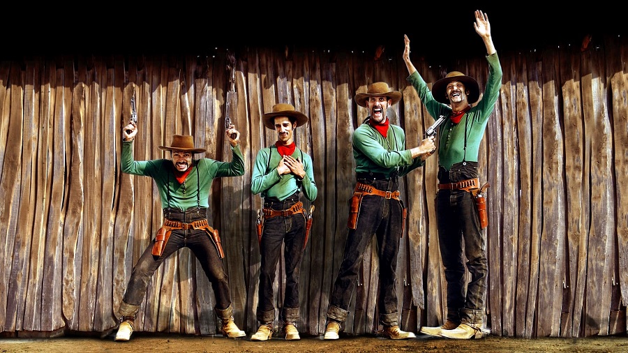 دانلود فیلم Lucky Luke and the Daltons 2004 لوک خوش شانس و دالتون ها