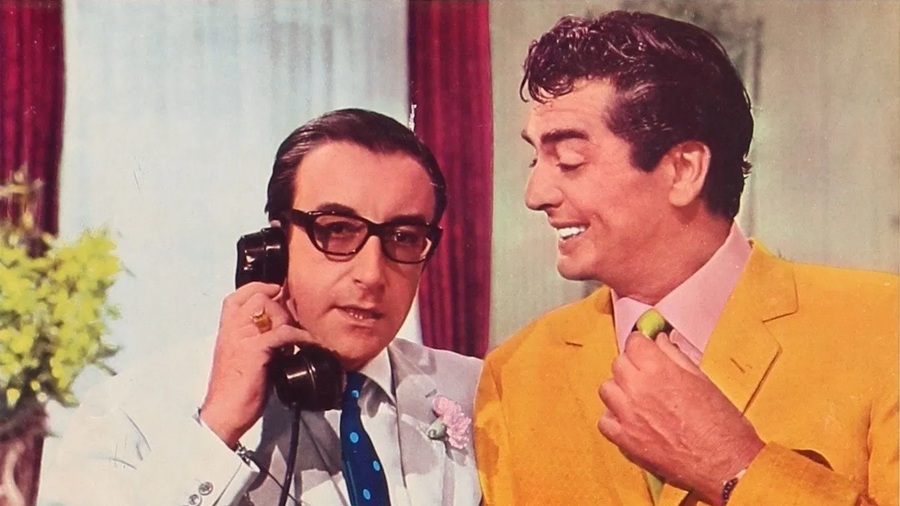 دانلود فیلم After the Fox 1966 به دنبال روباه دانلود فیلم After the Fox 1966 به دنبال روباه