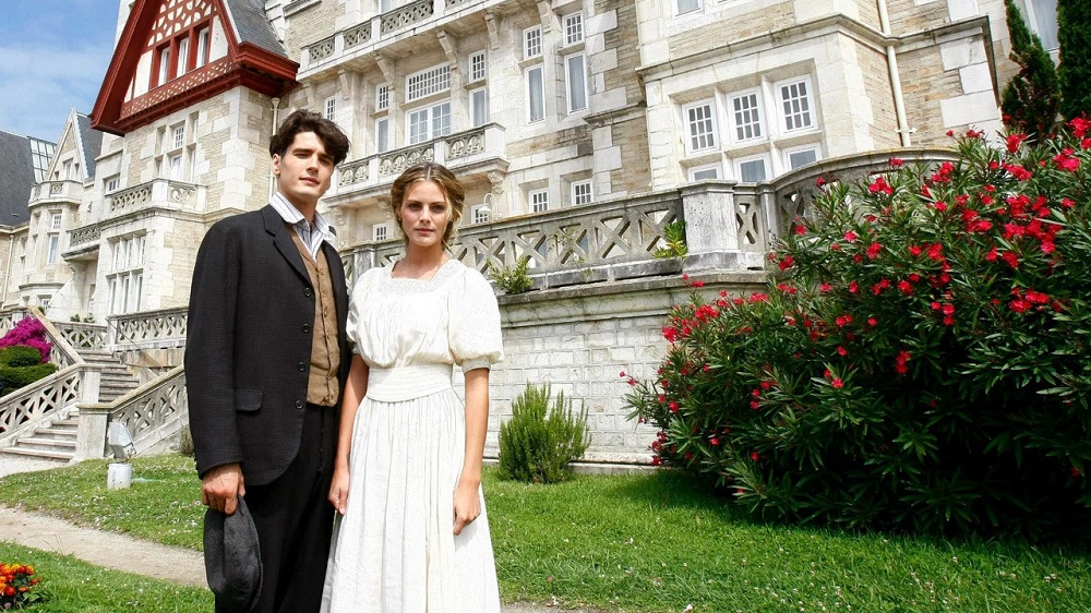 دانلود سریال گرن هتل Gran Hotel 2011 دانلود سریال گرن هتل Gran Hotel 2011